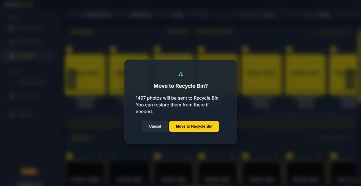 PictureEcho confirmation to move selected photos to the Recycle Bin, noting they can be restored